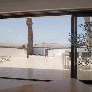 https://bungalow-con-vistas-al-mar.in-canary-islands.com